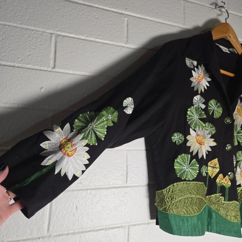 Vtg Raviya Embroidered Water Lily Jacket Large Black Floral Beaded Art to Wear
